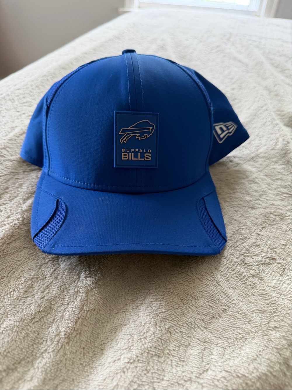 New Era Buffalo Bills Blue Structured Flexfit Cap